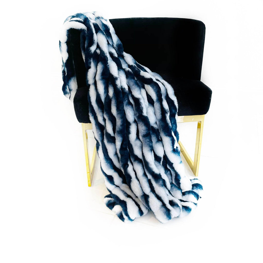Luxury Faux Fur Throw Blanket