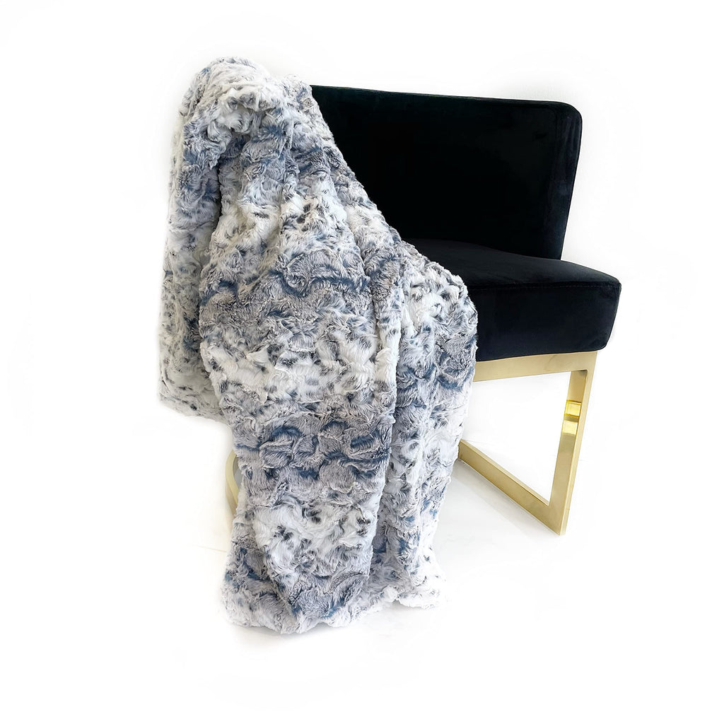 Luxury Faux Fur Throw Blanket
