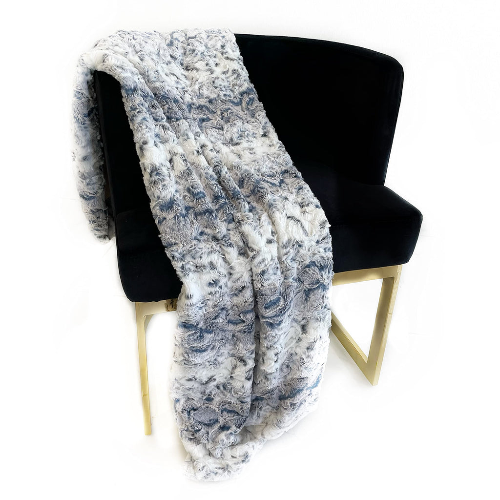 Luxury Faux Fur Throw Blanket