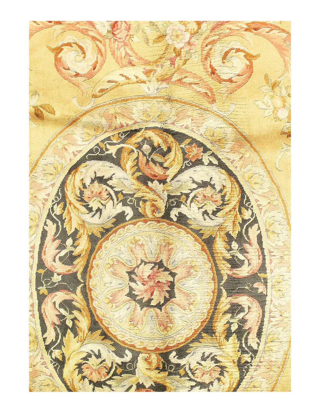 Fine Hand Knotted Savonnerie Rug 8' X 10'