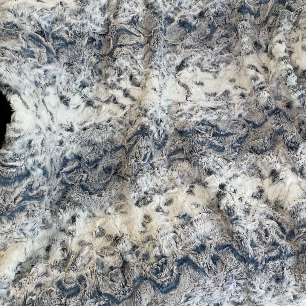 Luxury Faux Fur Throw Blanket